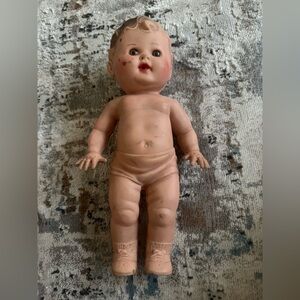 Tod-L-Tot by Sun rubber company Classic Baby Doll with Cream Skin Tone used